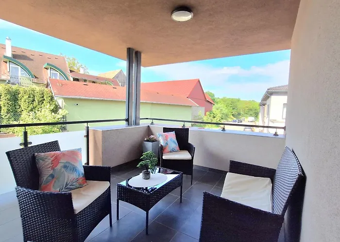 Lotus Apartman I